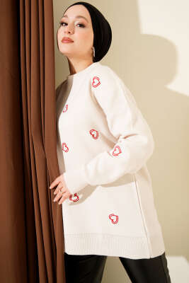 Pazarium - Kalp Nakışlı Triko Kazak Taş