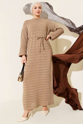 Pazarium - Yatay Ajurlu İp Kuşaklı Triko Elbise Vizon