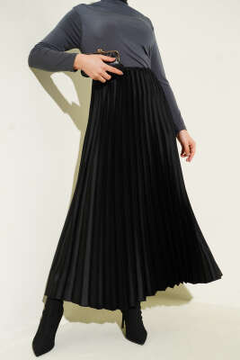 Pazarium - Saten Görünümlü Pileli Etek Siyah