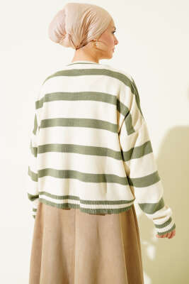 Yatay Çizgi Detaylı Kısa Triko Kazak Çağla Yeşili - Thumbnail