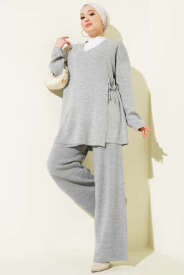 Pazarium - Çapraz Bağlamalı Triko Takım Gri