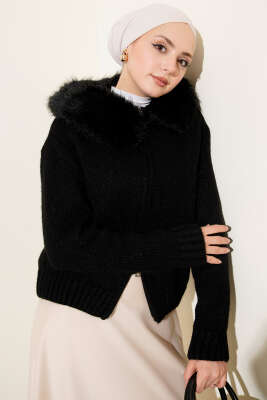 Pazarium - Kürk Kapüşonlu Fermuarlı Kısa Triko Hırka Siyah