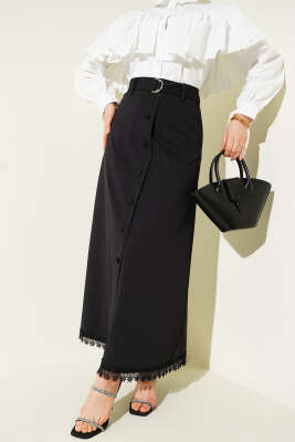 Pazarium - Etek Ucu Güpürlü Düğme Detaylı Etek Siyah