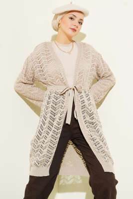 Pazarium - Zikzak Ajurlu Kuşaklı Triko Hırka Bej