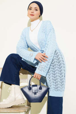 Pazarium - Zikzak Ajurlu Kuşaklı Triko Hırka Mavi