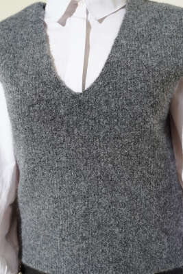 V Yaka Yumoş Triko Süveter Füme - Thumbnail