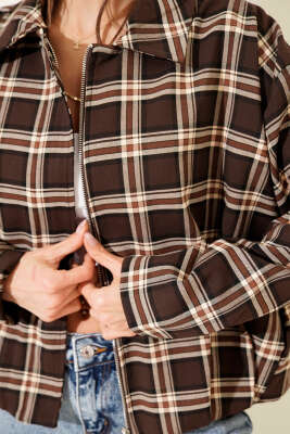 Ekose Desenli Fermuarlı Kısa Ceket Kestane - Thumbnail