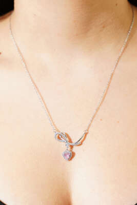 Kalp Detaylı Fiyonk Kolye Gümüş - Thumbnail