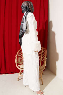 Bel Tünelli Kabartma Desen Yelekli Takım Ekru - Thumbnail