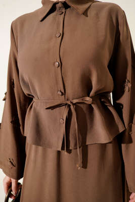 Çiçek Süslemeli Tensel Etekli Takım Kahve - Thumbnail