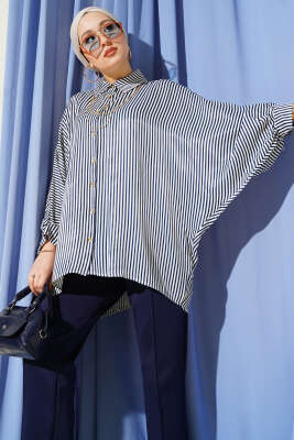 Pazarium - Yarasa Kol Çizgili Oversize Gömlek Lacivert