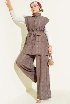 Bel Tünelli Kabartma Desen Yelekli Takım Vizon - Thumbnail