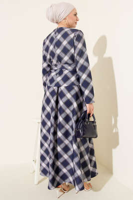 Ekoseli Desenli Etekli Bluzlu Takım Lacivert - Thumbnail