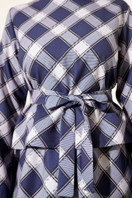 Ekoseli Desenli Etekli Bluzlu Takım Lacivert - Thumbnail