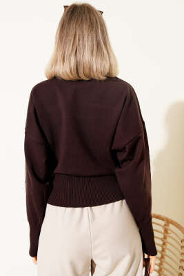 Kayık Yaka Salaş Triko Bluz Kahve - Thumbnail