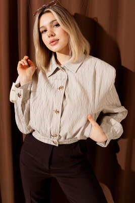 Gold Düğmeli Kabartmalı Kısa Ceket Bej - Thumbnail