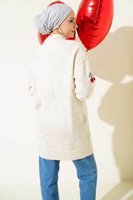 Kiraz Desenli Düğmeli Triko Hırka Bej - Thumbnail