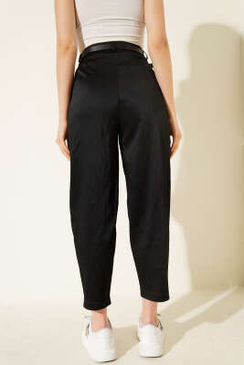 Kemerli Havuç Pantolon Siyah - Thumbnail