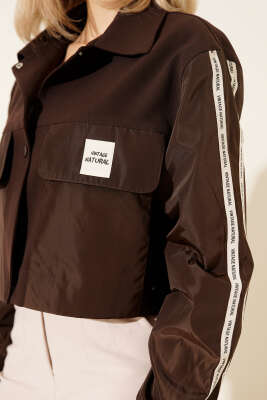 Cepli Şerit Yazılı Ceket Kahve - Thumbnail