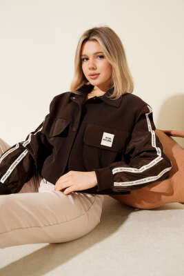 Cepli Şerit Yazılı Ceket Kahve - Thumbnail