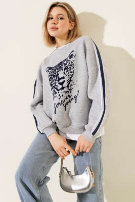 Leopar Figürlü Üç İplik Sweatshirt Gri - Thumbnail