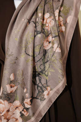 120 cm Çiçek Desen Eşarp Vizon - Başörtüsü