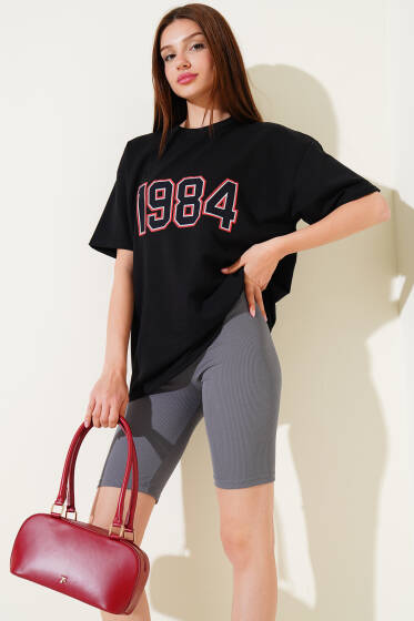 1984 Yazılı T-shirt Siyah - Kadın Giyim Modelleri