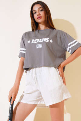 1996 Baskılı T-shirt Antrasıt - Kadın Giyim Modelleri