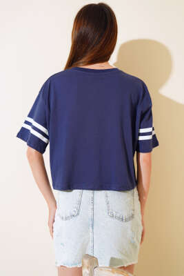 1996 Baskılı T-shirt Lacivert - Kadın Giyim Modelleri