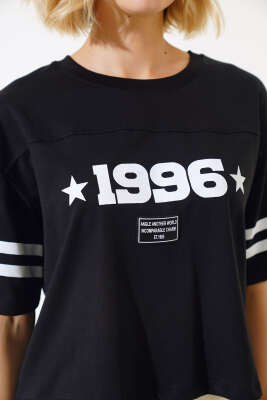 1996 Baskılı T-shirt Siyah - Kadın Giyim Modelleri