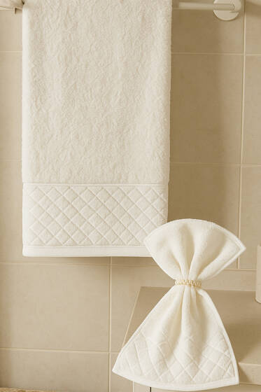 2'li Analı Kızlı Havlu Seti Ekru - HAVLU TAKIMLARI