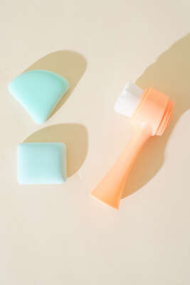 2'li Süngerli + Yüz Temizleme Fırçası Yavru Ağzı - Yılın Fırsatı