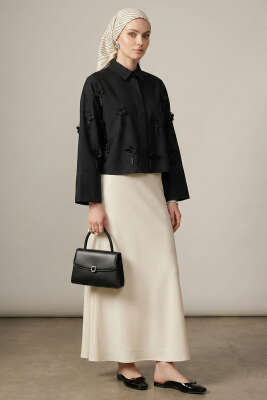 3D Çiçek Aplikeli Gömlek Siyah - Günün Kombini