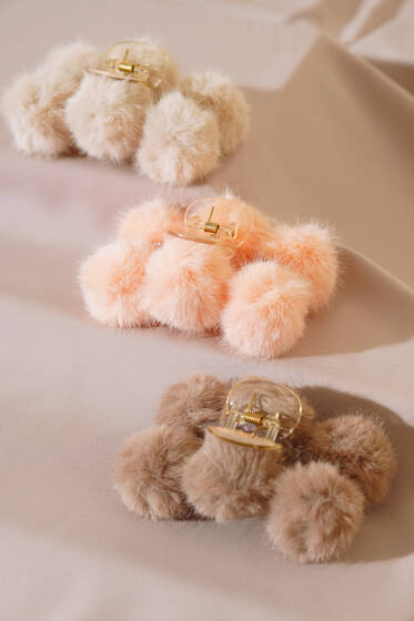 3'lü Ponpon Peluş Mandal Toka Asorti 1 - Toka