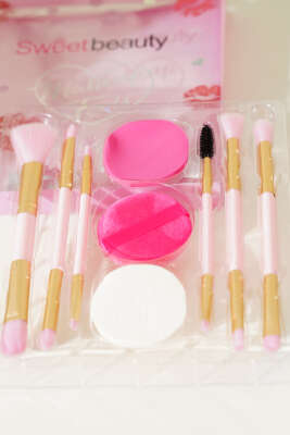 6'li Pudra Süngerli Makyaj Fırça Seti Pembe - Yılın Fırsatı