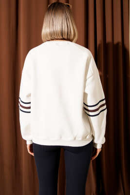 74 Baskılı Üç İpli Sweatshirt Ekru - Kadın Giyim Modelleri