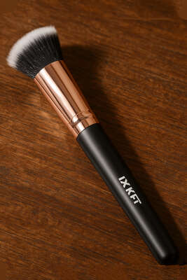 Açılı Kabuki Fondöten Fırçası Siyah - Makyaj Aksesuarları