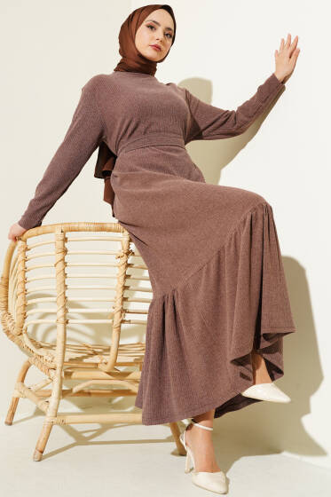 Ağaç Kabuğu Kuşaklı Volanlı Elbise Kahve - Yılın Fırsatı 
