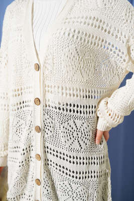 Ahşap Düğmeli Ajurlu Triko Hırka Ekru - Hırka