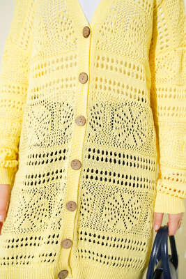 Ahşap Düğmeli Ajurlu Triko Hırka Sarı - Hırka