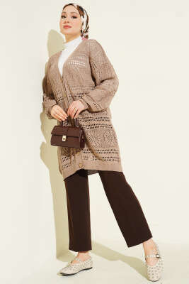 Ahşap Düğmeli Ajurlu Triko Hırka Vizon - Hırka