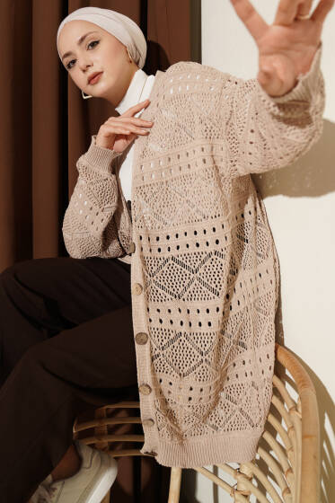 Ahşap Düğmeli Araboy Ajurlu Triko Hırka Bej - Hırka