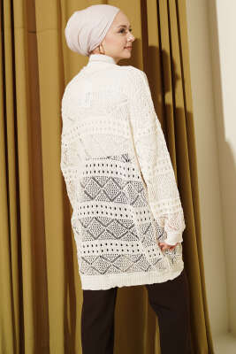 Ahşap Düğmeli Araboy Ajurlu Triko Hırka Ekru - Hırka