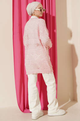 Ahşap Düğmeli Araboy Ajurlu Triko Hırka Pembe - Hırka