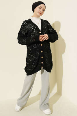 Ahşap Düğmeli Araboy Ajurlu Triko Hırka Siyah - Hırka