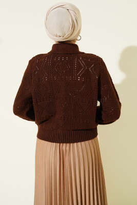 Ajur Detaylı Düğmeli Kısa Triko Hırka Kahve - Hırka