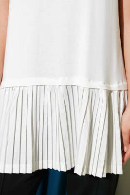 Alt Piliseli Kolsuz İçlik Ekru - Kadın İçlik