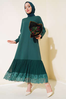 Altı Piliseli Dantelli Elbise Zümrüt 