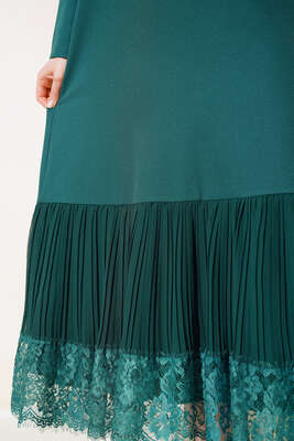 Altı Piliseli Dantelli Elbise Zümrüt - Tesettür Elbise