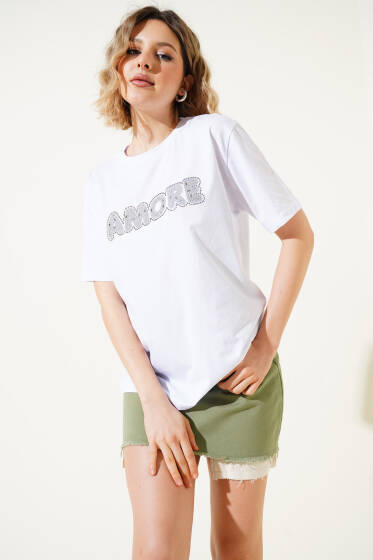 Amore Taş Yazılı T-shirt Beyaz - Kadın Giyim Modelleri